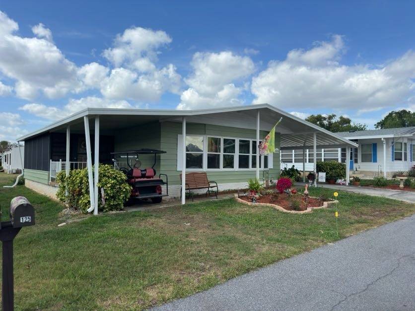Winter Haven, FL Mobile Home for Sale located at 125 Rigi Slope Drive Swiss Village